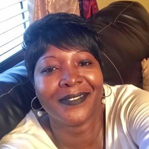 Meet your Posher, Annie